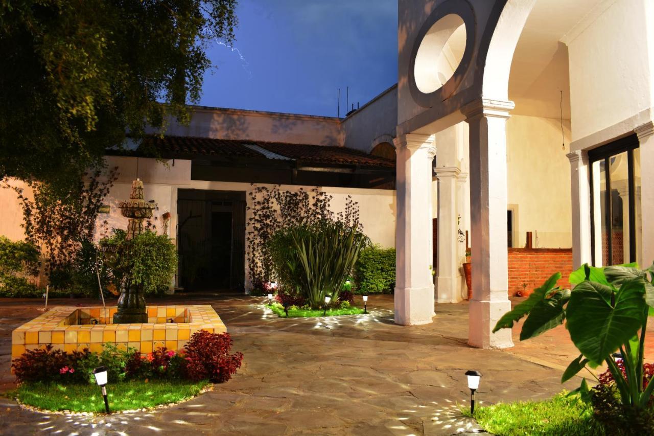 Tlaquepaque Pueblito Hotel Kültér fotó