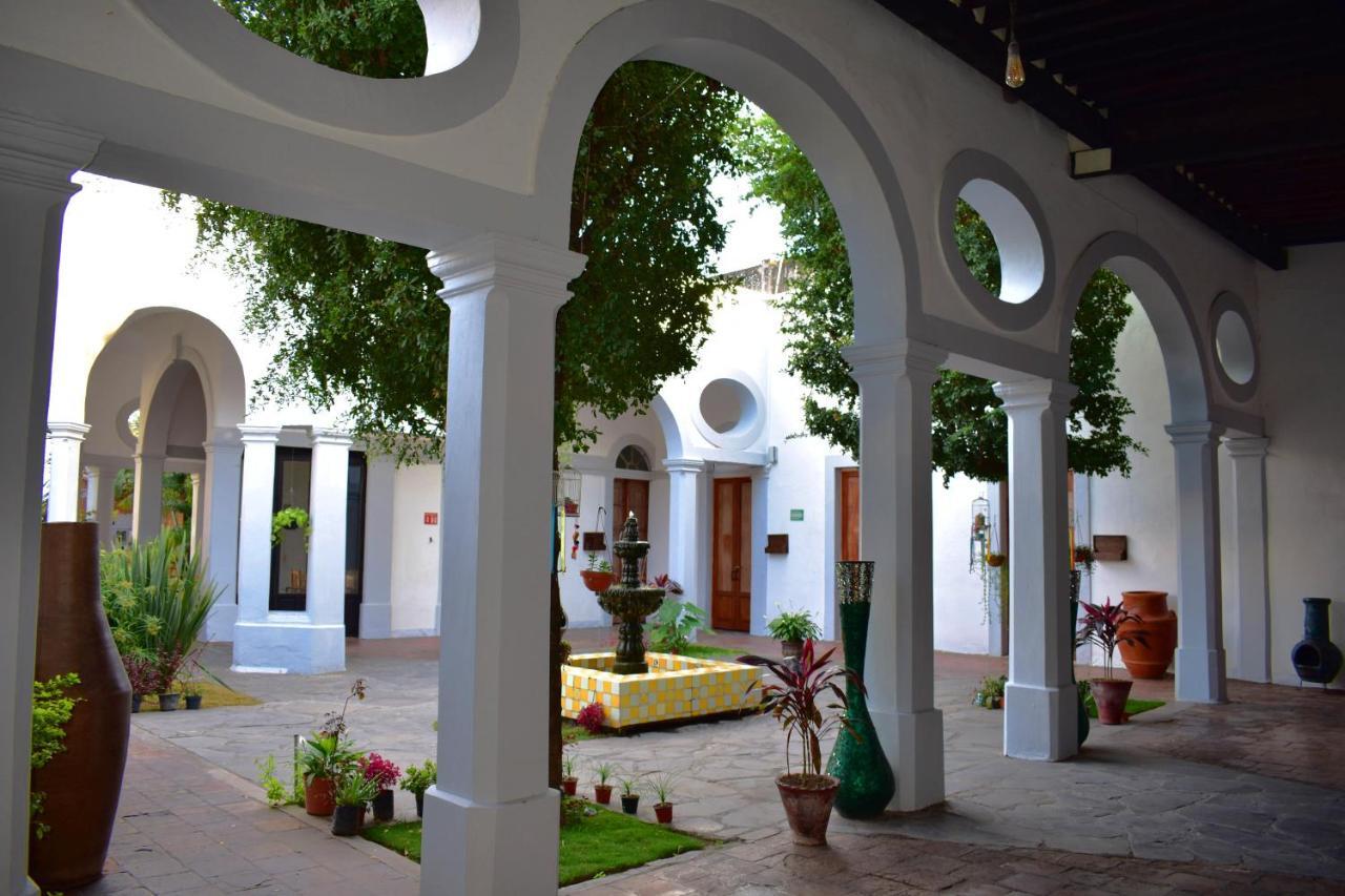 Tlaquepaque Pueblito Hotel Kültér fotó